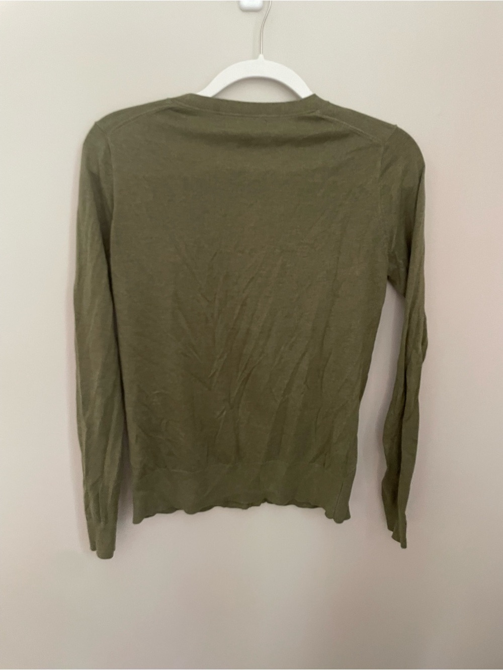 Banana Republic Olive Green Cardigan Medium Lightweight V Neck Button Sweater - Picture 3 of 3